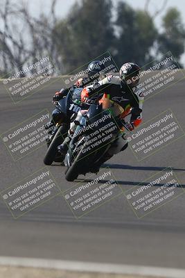 media/Nov-01-2025-TrackDaz (Sat) [[2b4d5192bc]]/C Group/1240pm (Turn 2 Outside)/